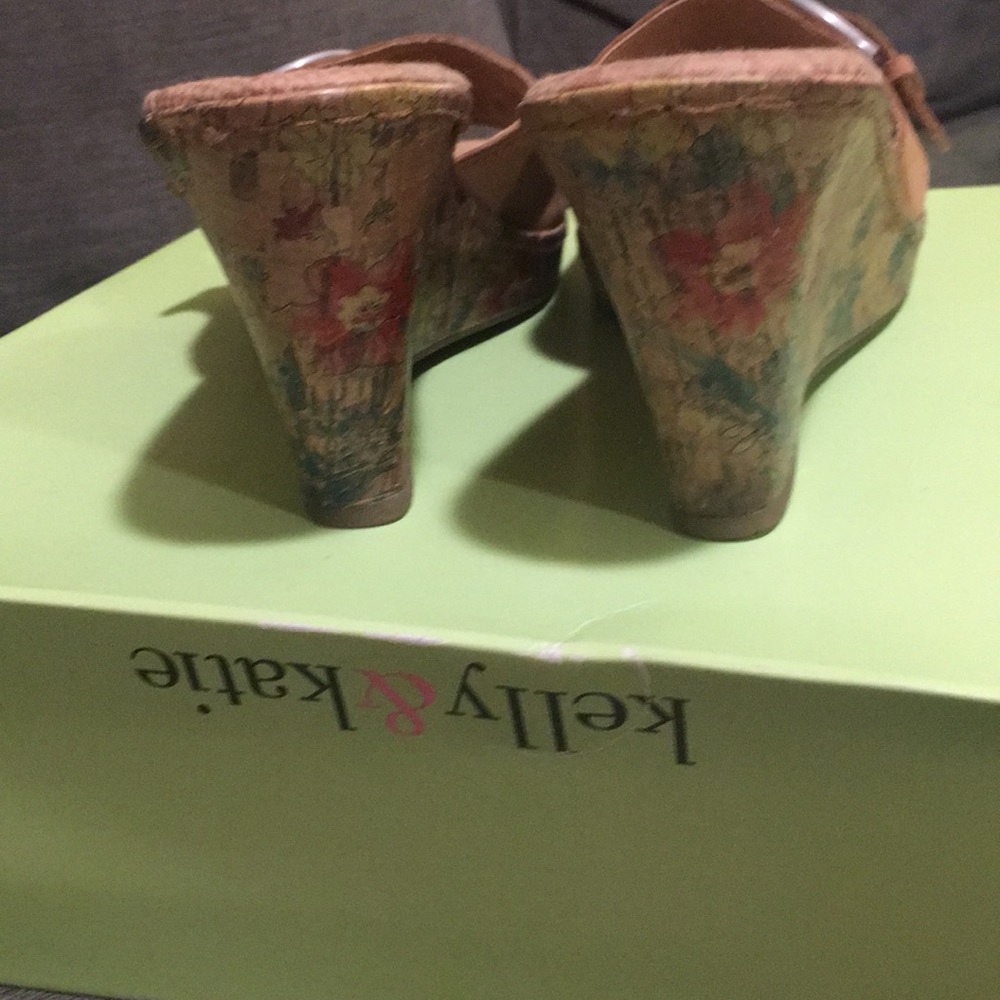 Tan mules - Picture 3 of 4